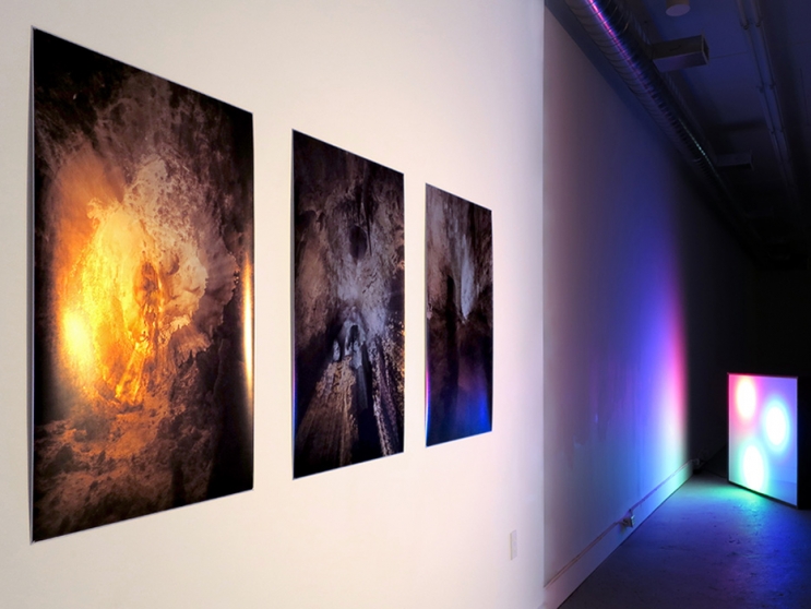 http://www.o-nekros.mirunadragan.com/files/gimgs/th-27_GGallery_Metallic&Lightbox-site.jpg